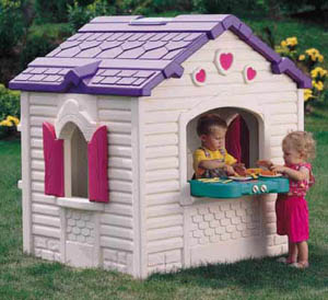 Step 2 Sweetheart Playhouse